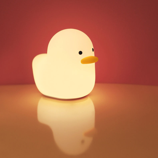 Cartoon USB Charging Sleeping Lamp Bedroom Bedside Lamp Silicone Dull Duck Night Lamp with Patting Switch LED Table Night Light 